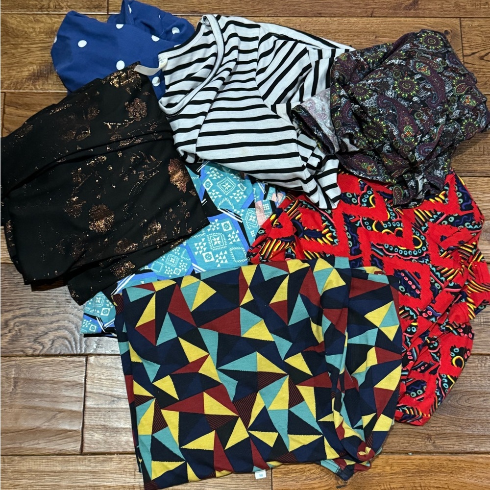 LulaRoe lot of 7